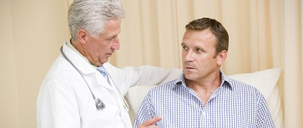 Doctor-talking-to-patient-about-hemorrhoid-prevention